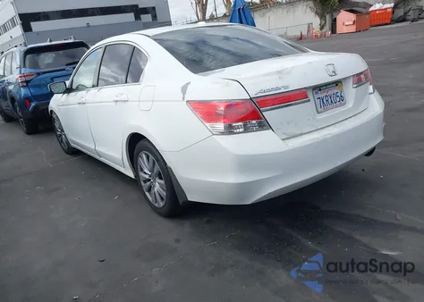 2011 Honda Accord 2.4 Ex-L z USA, uszkodzony, nr VIN 1HGCP2F80BA009541